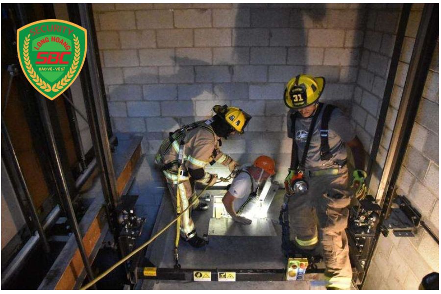 Quy Trình & Hướng Dẫn Cứu Hộ Thang Máy An Toàn