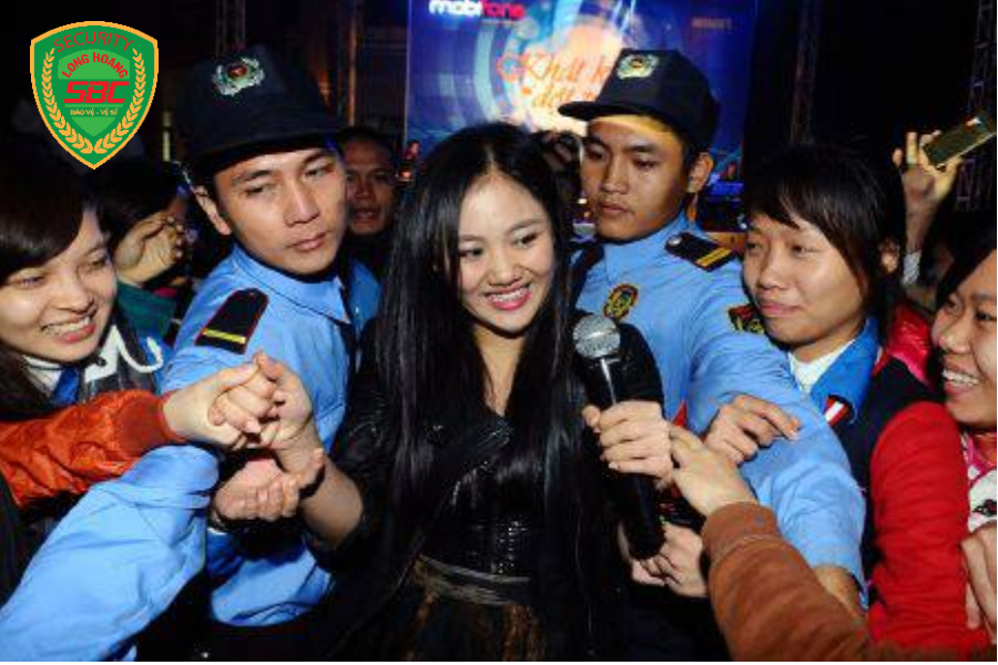 Dịch vụ bảo vệ người nổi tiếng