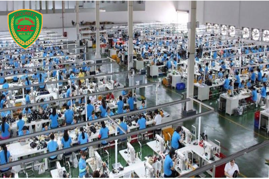 Có Nên Sử Dụng Dịch Vụ Bảo Vệ Nhà Máy?